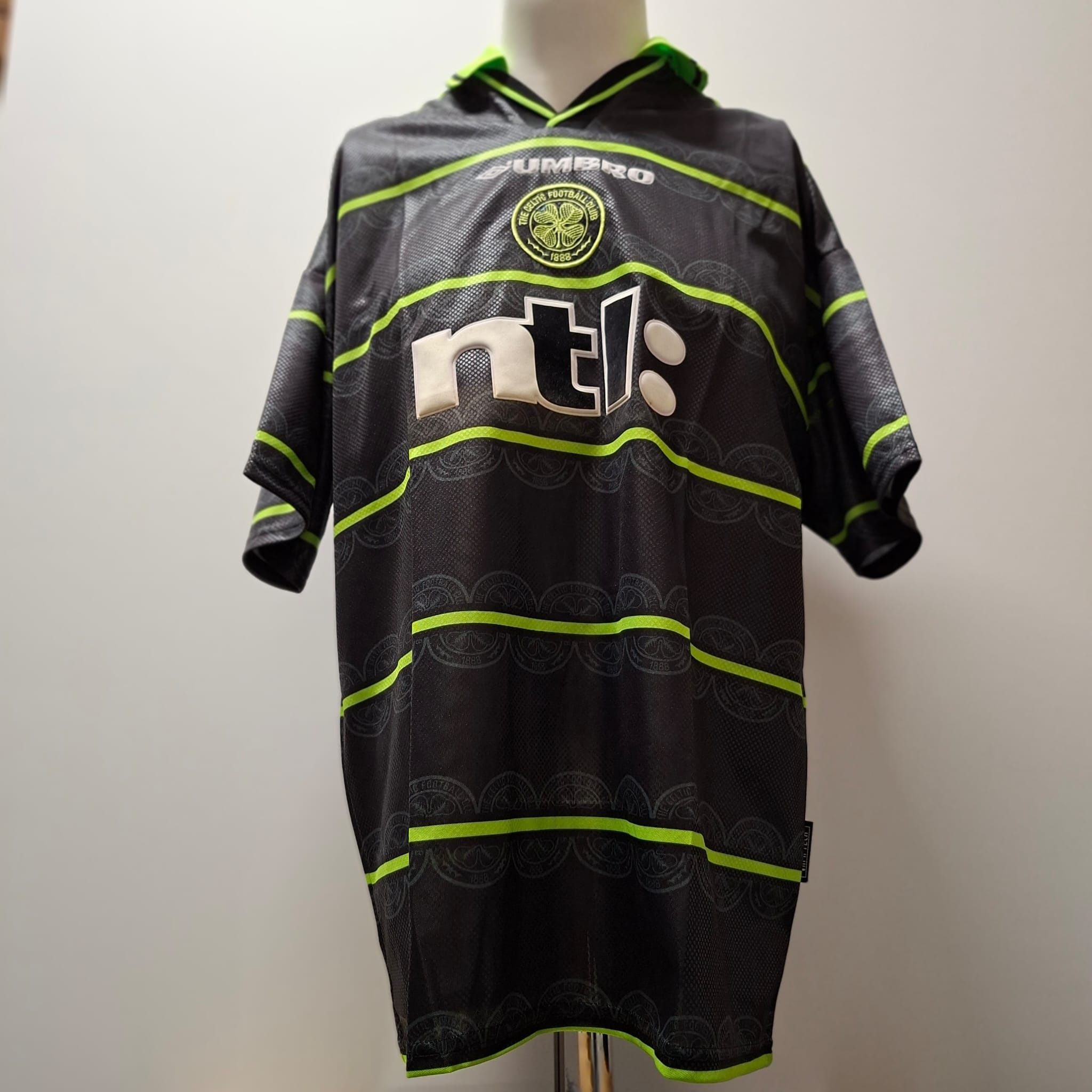 Olivier Tébily – Celtic Glasgow (21/10/1999)
