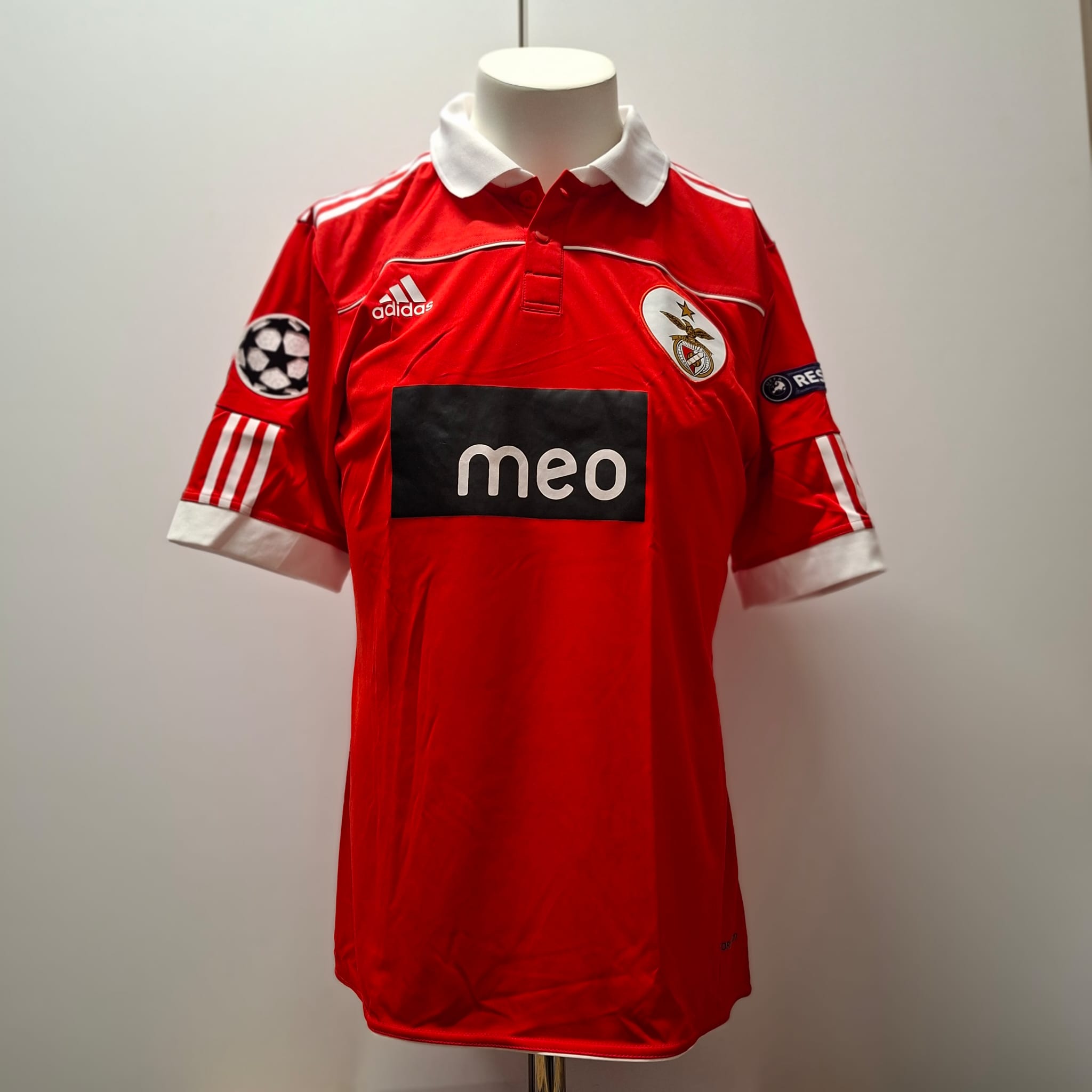 Javi García – Benfica (02/11/2010)