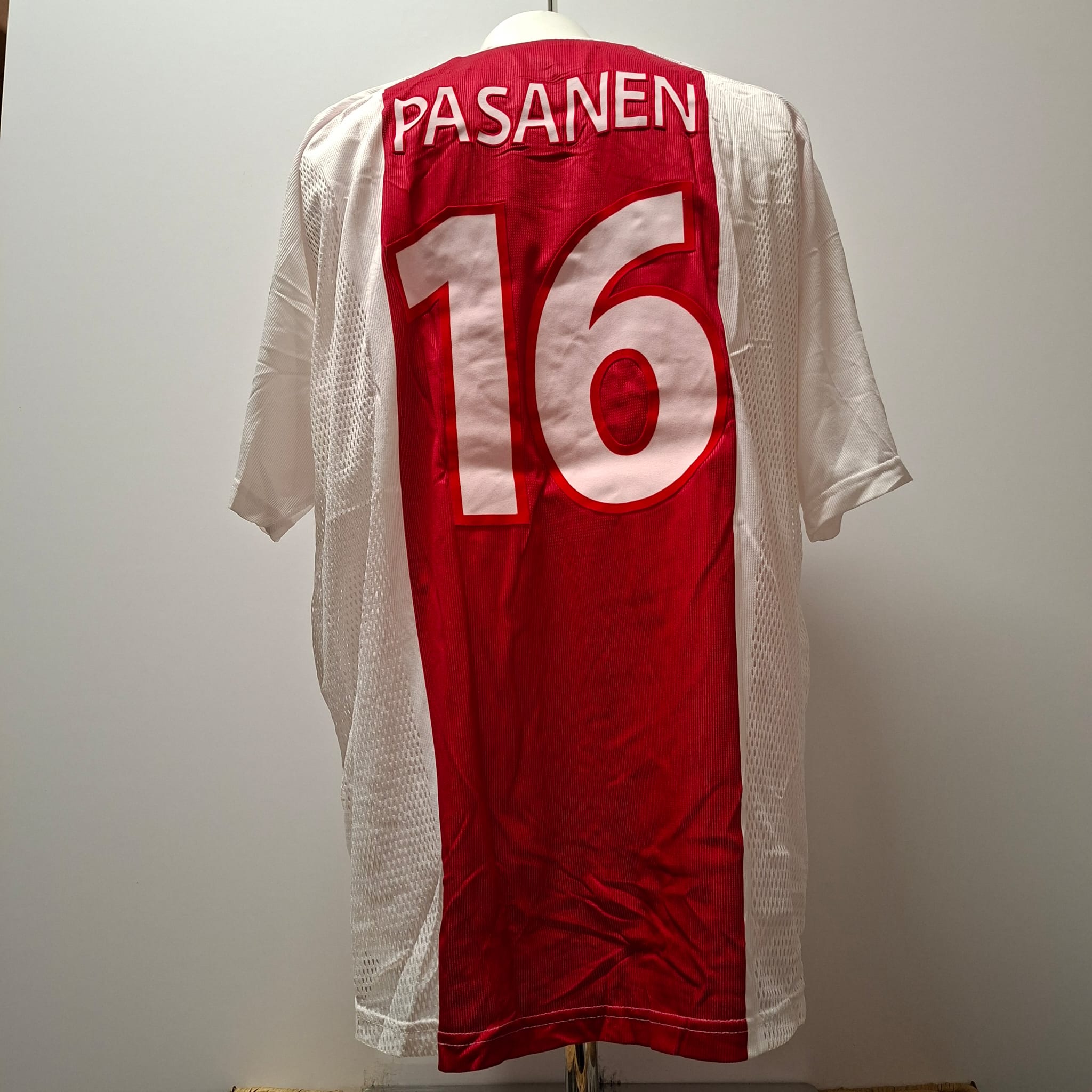 Petri Pasanen – Ajax Amsterdam (30/10/2002)