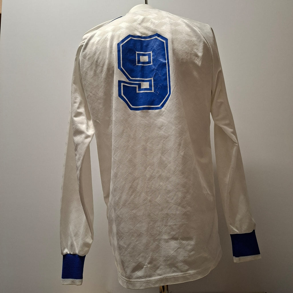 Gary Blackledge – Glenavon FC (02/10/1990)
