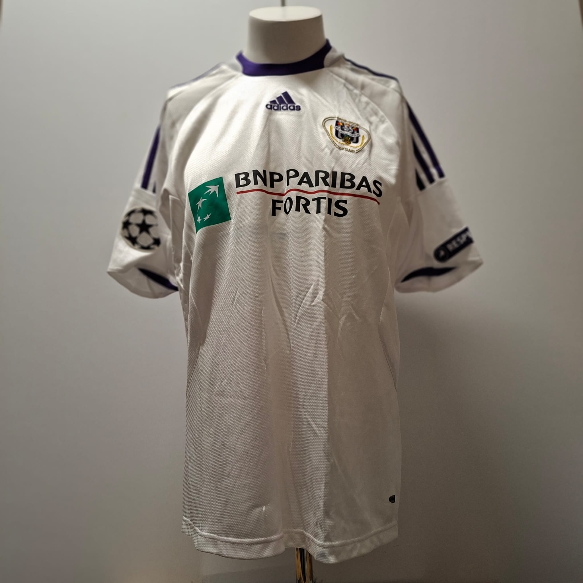 Guillaume Gillet – RSC Anderlecht (08/19/2009)